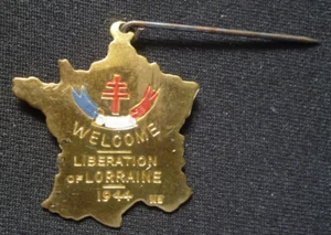 PIN SOLAPA LATÓN ORIGINAL LIBERACIÓN FRANCESA DE LORENA 1944 SEGUNDA GUERRA MUNDIAL - Imagen 1 de 2