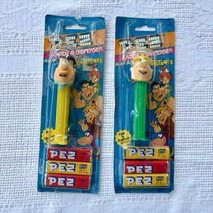 Pez Flintstones Fred Barney auf Karten mit Süßigkeiten - Bild 1 von 14