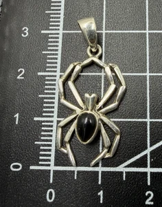 Sterling Silver .925 Spider with Black Onyx - 2.16 Grams - Picture 1 of 3