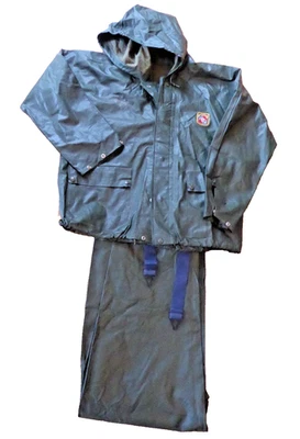 Vintage 1980's NOS Stearns Dry Wear Rain Suit Set Hunting Green Large Dead Stock - Image 1 of 4