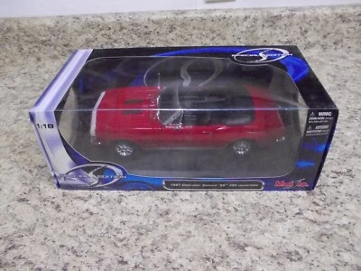 1967 Chevrolet Chevy Camaro 396 Red Classic sports car 1/18 Maisto NIB In Box - Image 1 of 4