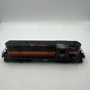 LIONEL POSTWAR O GAUGE MILWAUKEE GP-7 DIESEL LOCOMOTIVE #2338 - TESTED - Picture 1 of 19