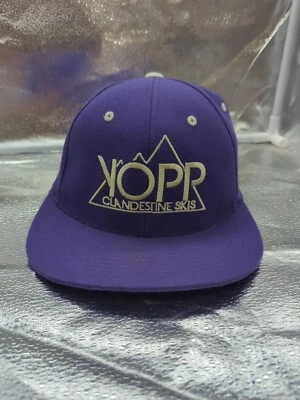 Gorra Yopp Clandestine Skis Bethel Maine Adulto L-XL Foto 1 de 4