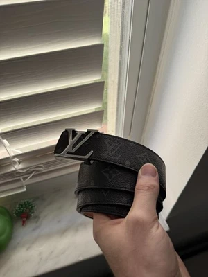 Cinturón Louis Vuitton LV con monograma talla 36 para hombre Foto 1 de 4