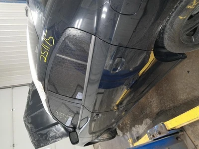 Conjunto de puerta trasera izquierda usado lado trasero se adapta a: Dodge Charger 2022 grado trasero izquierdo Foto 1 de 4