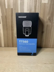 Neewer TT560 Flash Speedlite, Digital Camera Speedlight for Canon/Sony/Nikon - Picture 1 of 6