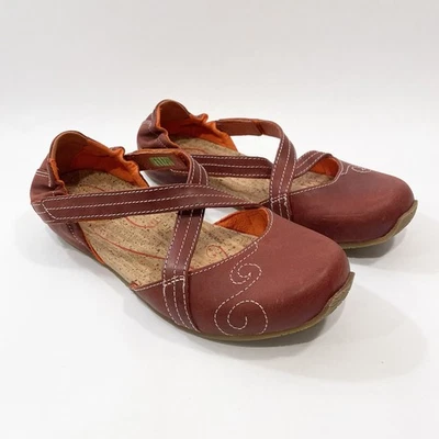 Ahnu Karma Latitude Planos Talla 7 Cuero Rojo Gancho Lazo Correas Cruzadas Informal Comodidad Foto 1 de 4