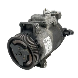 Compresor de aire acondicionado Volkswagen Golf VI, OEM 5N0820803A - Imagen 1 de 3