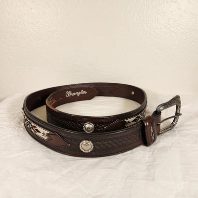 Cinturón Wrangler vintage para hombre 40 tachuelas aztecas de cuero marrón bordado occidental Foto 1 de 4