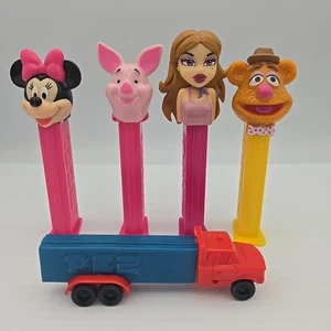 Pez Dispenser Lotto di 5 Bratz Disney Muppets - Foto 1 di 2