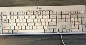 Sun Microsystems Oracle Type 7 Keyboard 320-1366  - Picture 1 of 2