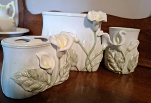Croscill Calla Lily Ceramic Bath Set Tissue Box Toothbrush Holder Tumbler - Picture 1 of 5