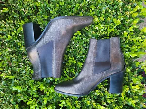 Jo Mercer Leather Pewter Block Heel Ankle Back Zip Boots Size 39 or 8 AU - Picture 1 of 6