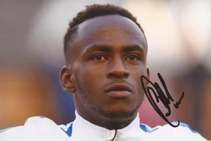ENGLAND, SHEFFIELD WEDNESDAY & STOKE: SAIDO BERAHINO SIGNED 6x4 ACTION PHOTO+COA - Picture 1 of 1