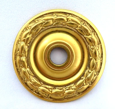 Perilla de puerta de latón macizo chapada en 18k de colección placa posterior de escudo herrajes nunca usada Foto 1 de 3