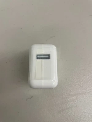 Original Apple 12w USB Wall Charger Adapter OEM Charging Cubes - Image 1 of 4