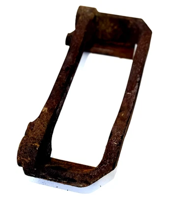 1980-1996 FORD F250 FRONT TTB DANA 50 AXLE CALIPER BRACKET MOUNT OEM - Image 1 of 4