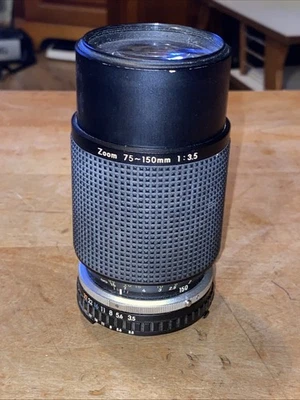 Nikon Series E 75-150mm 1:3.5 MF Telephoto Zoom Lens - Image 1 of 4