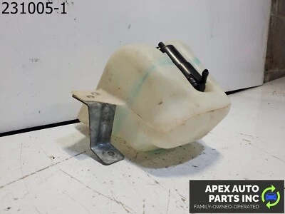 OEM Pontiac Fiero 1985  WINDSHIELD WASHER FLUID BOTTLE RESERVOIR 22039456 Foto 1 de 4