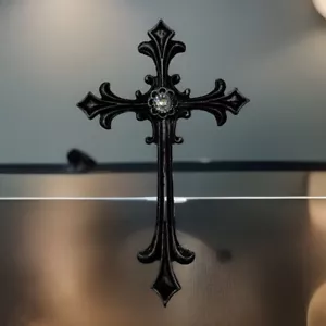 Croce in resina ornata con centro strass gotico religioso BELLISSIMA! - Foto 1 di 9