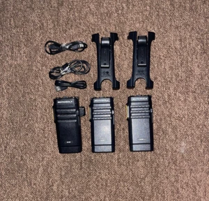 Motorola SL1600 Cyfrowe radio dwukierunkowe walkie talk ręczne UHF - Zdjęcie 1 z 4