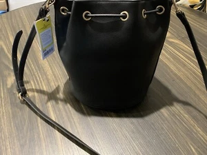 Black Bucket Purse From “Classic Fashion” - Picture 1 of 5