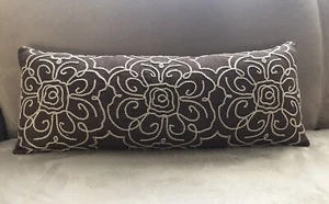 New Custom ~Duralee ~Two-Tone Floral Crewel Lumbar Pillow Cover~11” X 26” - Picture 1 of 2