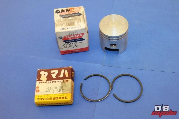 Juego de pistones y anillos Yamaha MJ2 MJ2T 2º OS .50mm 42.50 NOS NUEVO OEM 10mm pin Foto 1 de 4