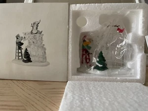 Department 56 Heritage Village A Busy Elf 1995 #56366 Excellent Used Condition - Picture 1 of 5