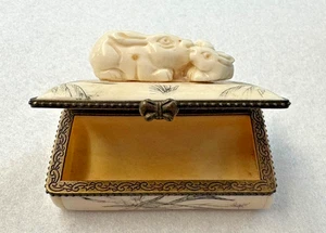 Vintage - Chinesische Knochen Klappbox - Drei Hasen & Bambus Design - Bild 1 von 9