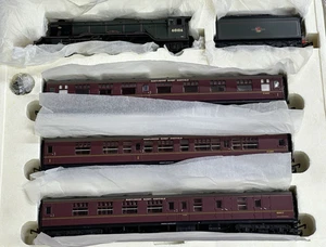 NIB HORNBY 00 R2195M LTD ED. MASTER CUTLER CLASS A3 FLYING FOX - FREE SHIP - Picture 1 of 14