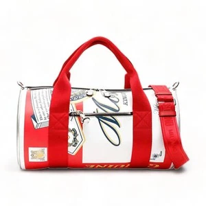 Borsone Moschino x Jeremy Scott Budweiser lattina di birra in pelle bianco $1200 - Foto 1 di 6