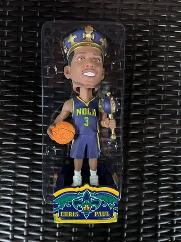 NEW ORLEANS PELICANS CHRIS PAUL -CP3- MARDIS GRAS BOBBLEHEAD NEW IN BOX VINTAGE Cover