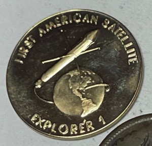 1979 First American Satellite Explorer 1 Launched 1- 31-1958 Gold Medal - Picture 1 of 3