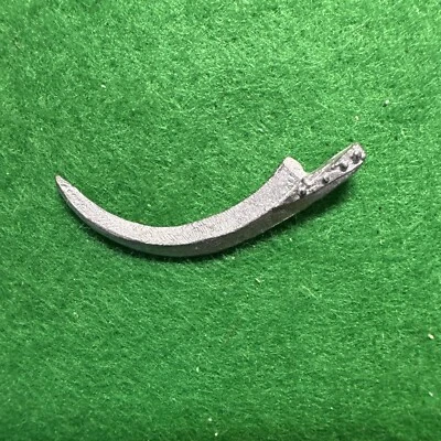 WARHAMMER CHAOS DWARF DWARVES WHIRLWIND BLADE SCYTHE BIT GAMES WORKSHOP METAL 🟢 - Image 1 of 2