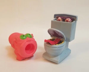 Vintage Kenner The Real Ghostbusters Fearsome Flush Toilet and Boozooka - Picture 1 of 12