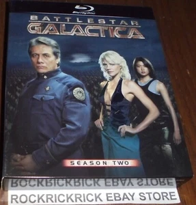 BATTLESTAR GALACTICA SEASON TWO (5 DISC SET) BLU-RAY - Picture 1 of 3