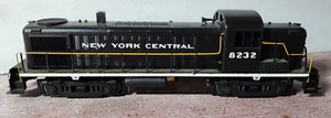 New York Central RR ALCO RS-3 Diesel Locomotive 8232 ROUNDHOUSE Kit HO 2355 - Picture 1 of 16