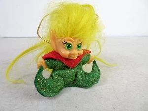 Vintage Rarität sitzender DAM Pixie Troll Scandia Elfe gelber Haarschmuck Roy Des Fla - Bild 1 von 6