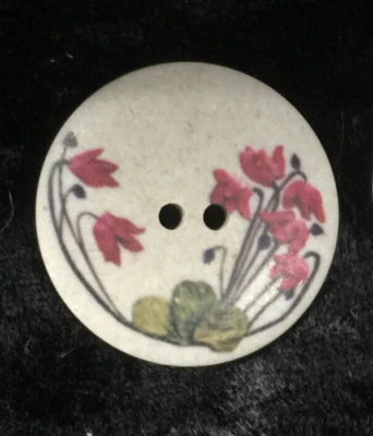 Итальянский фритилляр цветок напечатано кнопка 28 мм SEHLBACH & WHITING - Изображение 1 из 2