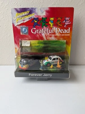 Johnny Lightning Grateful Dead Forever Jerry VW Bus and Bug Diorama - Image 1 of 4