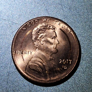 2017 D Copper Penny with Errors “E” and “Circle” marks - Picture 1 of 8