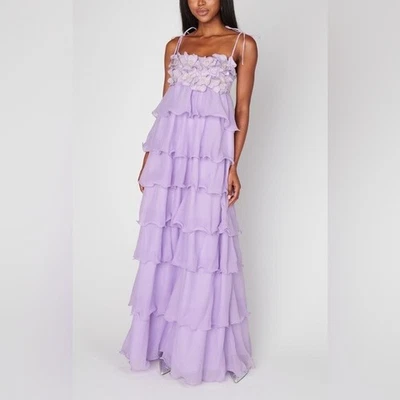 Maxi Vestido Show Me Your Mumu Gabriella con Apliques Florales en Niveles Lila XXL Foto 1 de 4