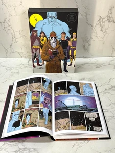 Watchmen (DC Modern Classics Edition) mit Schutzhülle - Alan Moore - Bild 1 von 5