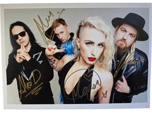 Signiertes Band Foto Original Sammlerstück Musik Memorabilia handsigniert - Bild 1 von 4