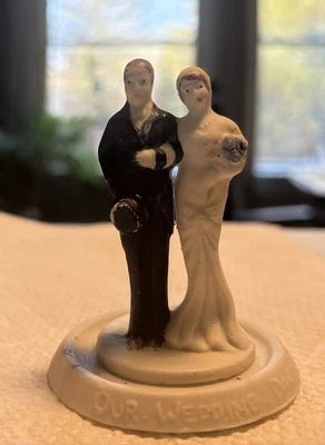 Vintage Chalkware Wedding Cake Topper Bride & Groom 1940s–60s Retro Figurine - Image 1 of 4