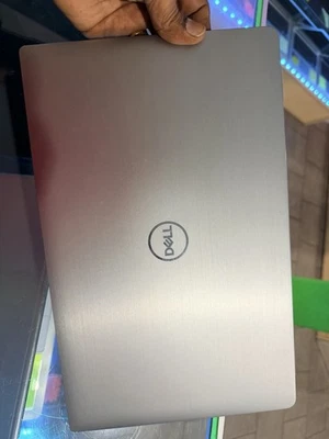 DELL LATITUDE 9520 15” Intel I7-1185G7 3,00 GHz 16 GB 512 GB SSD WIN 11 Pro -Bueno Foto 1 de 4