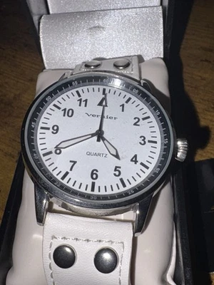 Vernier VNR11077WT White Tone Band Quartz Analog Men's Watch New Battery - Image 1 of 4