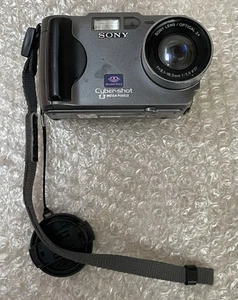 Sony Cyber-shot DSC-S30 1.3MP Grey Digital Camera - Picture 1 of 11