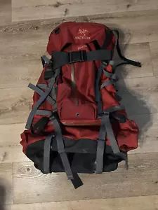 Zaino Arcteryx Bora 80 litri weekend escursionismo raro rosso medio campeggio outdoor - Foto 1 di 9
